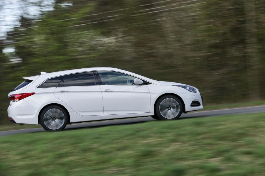  Hyundai i40 Wagon 2015 года  (фото 20 из 30)